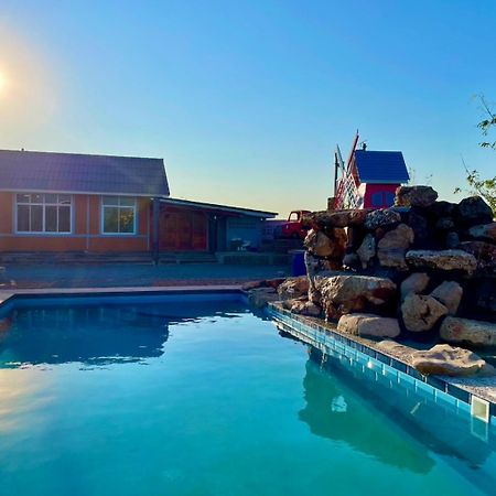 Mrk Resort & Massage Lop Buri Buitenkant foto